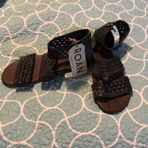Roan women’s new with tags